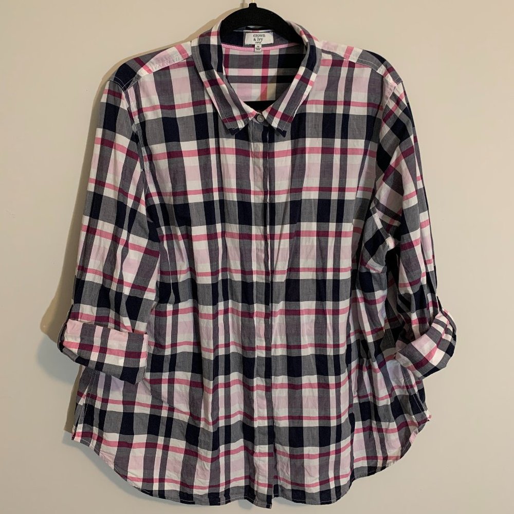 Crown & Ivy button up shirt size 3X